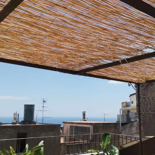 Donna Rosa - Main Avenue, hotel em Taormina