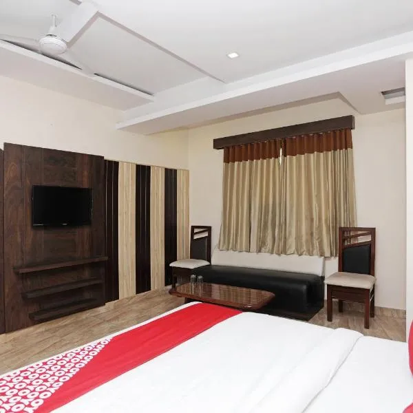 Hotel O Subhadra Residency, hotel in Meerut