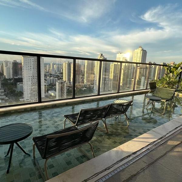 Apartamento completo Goiânia com piscina no terraço