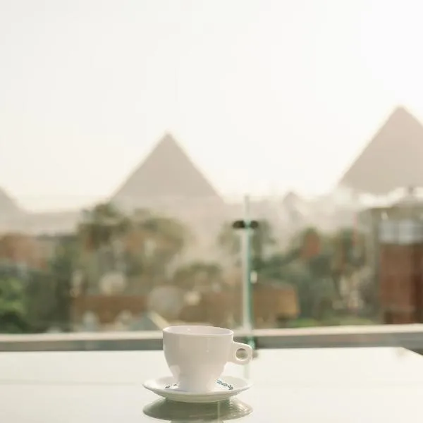 Irit pyramids inn, hotel v Káhire