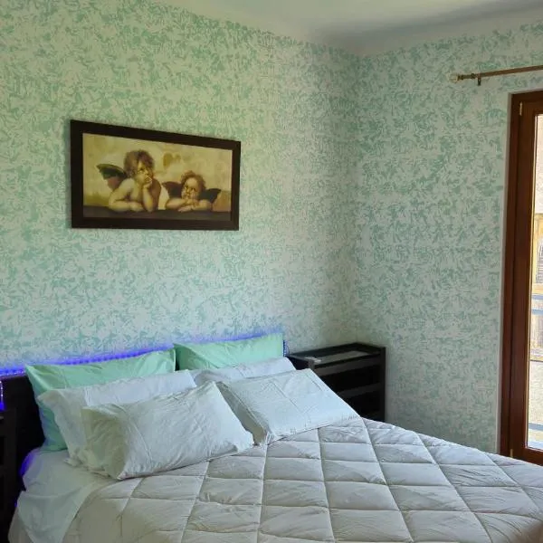 La Tana del Ghiro B&B, hotel em Condove
