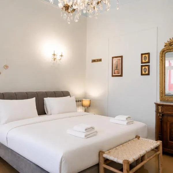 Neoclassical Mansion in Andros Town by Explore Andros, hotel in Ándros