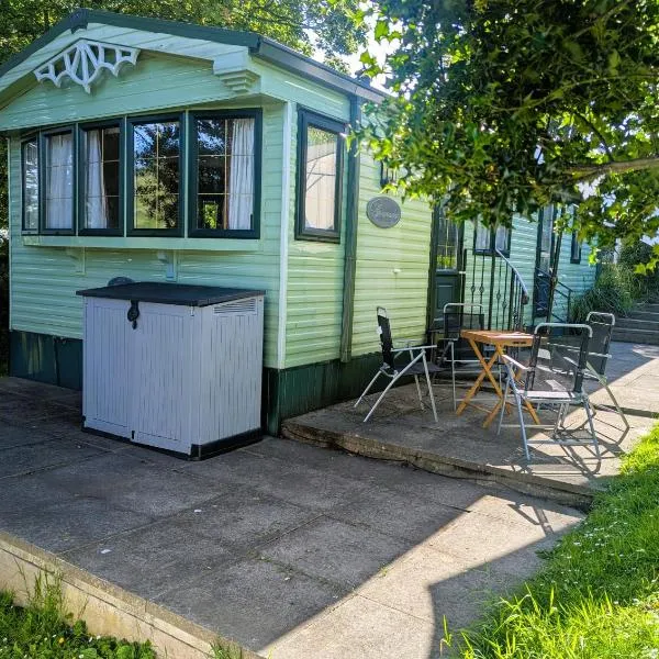 A Tranquil Base for Relaxation and Exploration, hotel em Rhyd-yr-onen