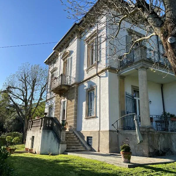 Villa Rosazza, hotel en San Salvatore Monferrato