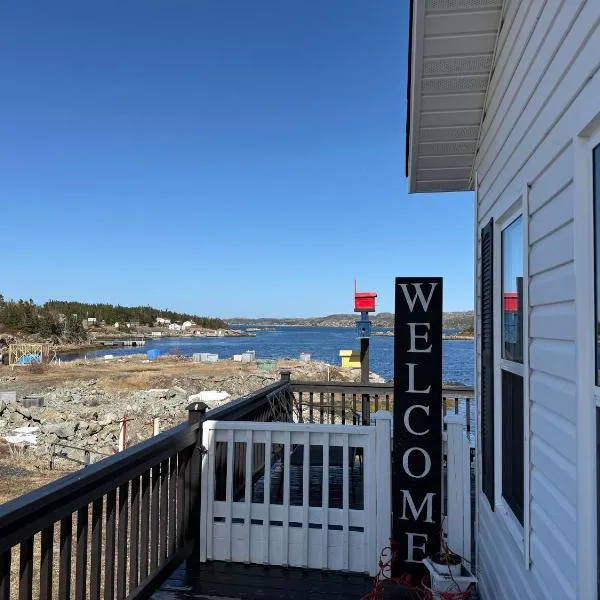 Wild Rose Cottage Purcell's Harbour Twillingate、トウィリンゲートのホテル