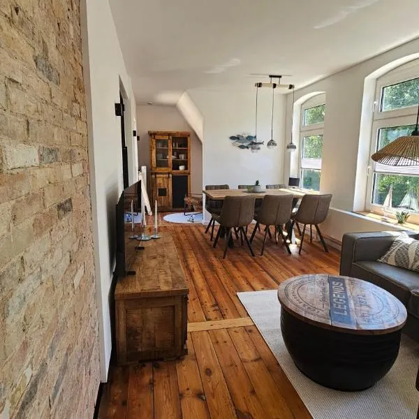 Haus Nordperle Grachtenblick mit Sauna, viešbutis mieste Frydrichštatas
