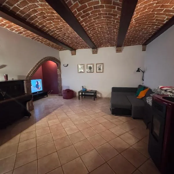 C'dei Boschi charm and nature in Piedmont, Hotel in Montà