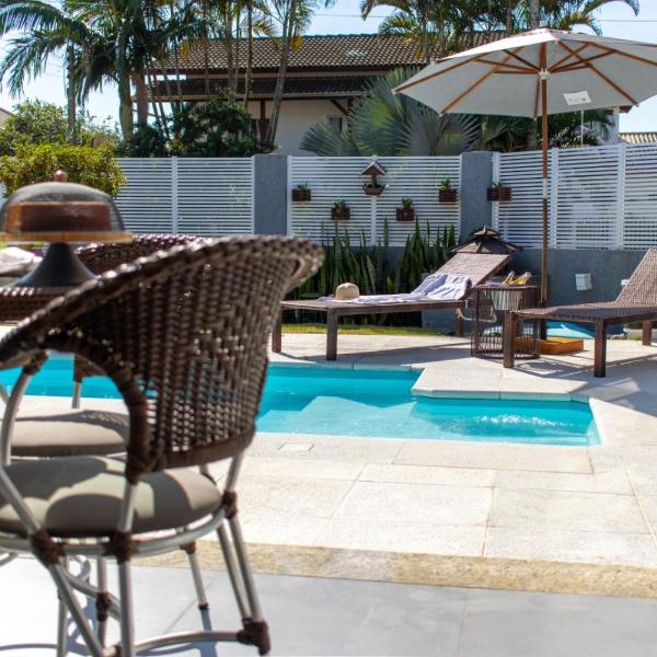 GREY HOUSE Refúgio com Piscina Aquecida a 250 Metros da Praia Até 8 Hóspedes - Foto 4