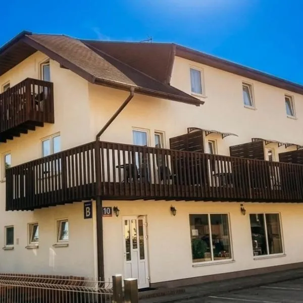 Dom Wczasowy Oliwia, hotel in Kołobrzeg