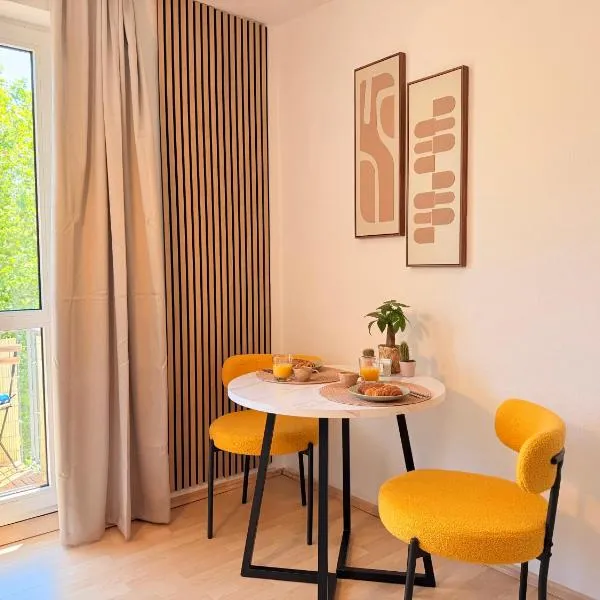 Cozy Studio in Stadt, Uni & Klinikum Nähe by CASTORA HOMES, hotelli Kasselissa
