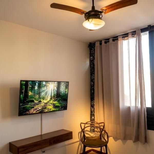 Apto Gonzaga a 20m da praia -Ar Split & Pet Friendly - Foto 5