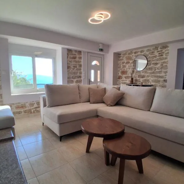 Οcalia Apartment, hotel em Petrokhórion