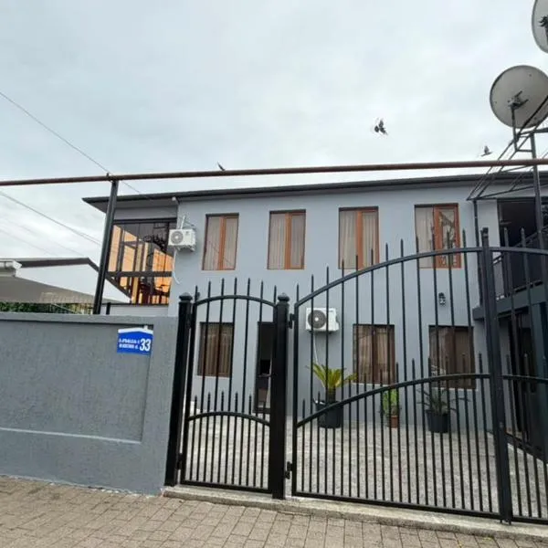 Sunny Kobuleti – hotel w Kobuleti
