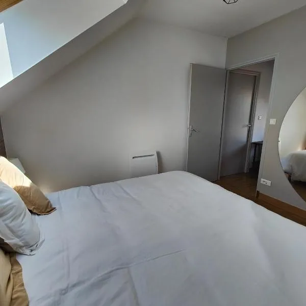 La Clé des Vignes 3, hotell i Roye