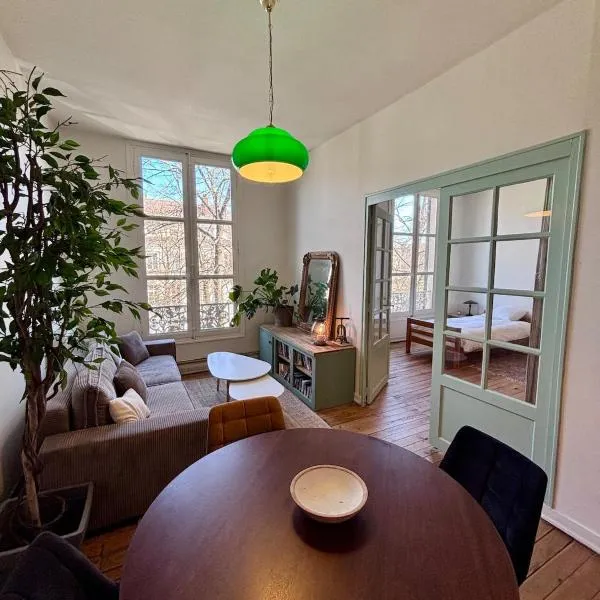 Angers में, होटल Appartement 4 voyageurs proche Château et Gare