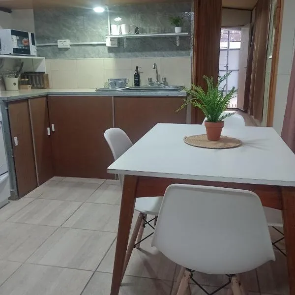La casita de arriba, hotel v mestu Guaymallen