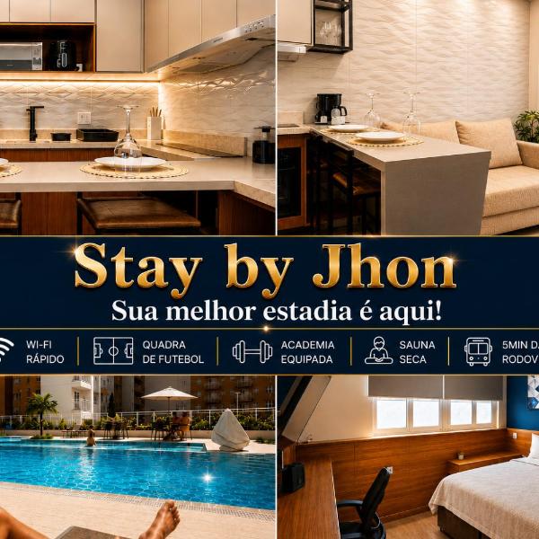 Studio com Varanda, para 4 pessoas, Cozinha Completa, Enxoval, Wi-fi, Piscina , Sauna e Rooftop, Centro próximo a VLT e 20min de Copacabana