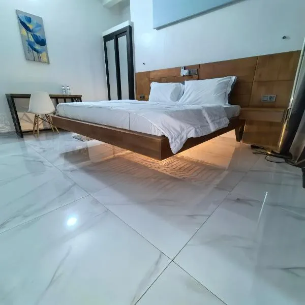 OLA LUXURY HOTEL Parakou, hotel di Parakou