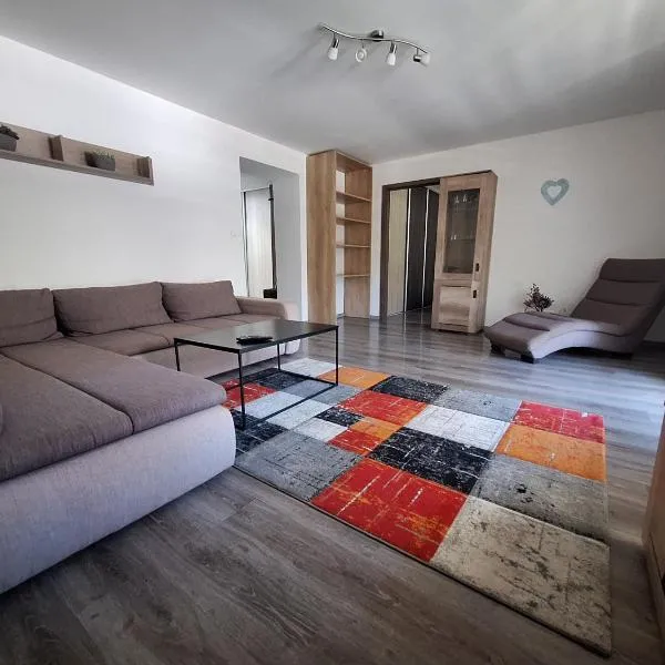 UBYTOVANIE - SIHOŤ, Trenčín, hotel di Trencin