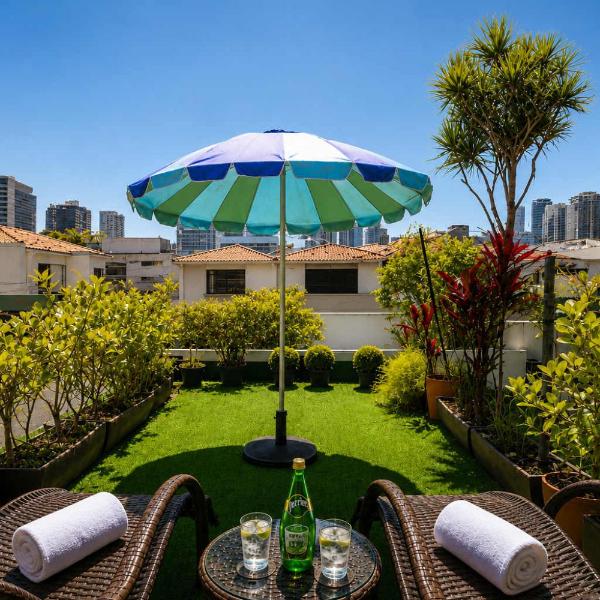 Casa com Rooftop, Jardim e 4 Quartos - Berrini e Morumbi