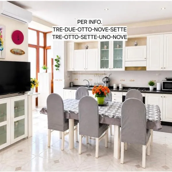 Residenza Margherita - Central e near the Sea, Hotel in Salerno
