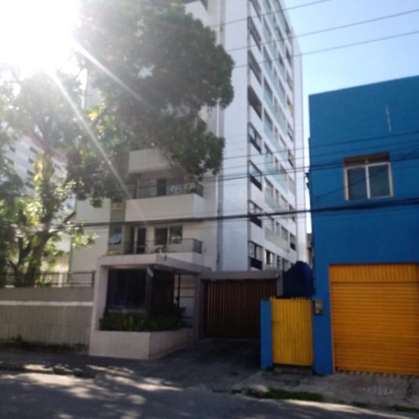 Great location, ready to move in