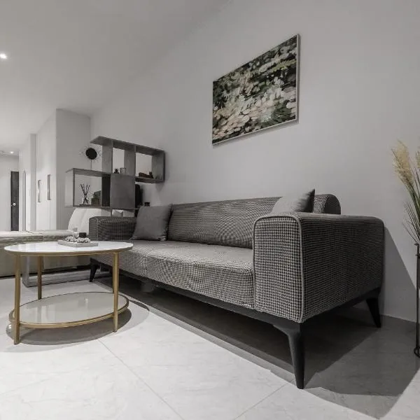PNP Apartments - City & Sea View, hotel en Volos