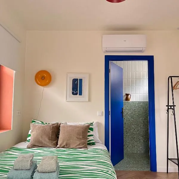 Oliva Studio Private Garden in the Center of Aveiro: Aveiro'da bir otel