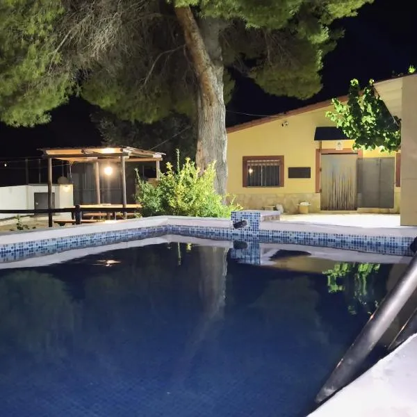 Casa Rural Prado Alto,Foz Calanda, viešbutis mieste Foz-Calanda