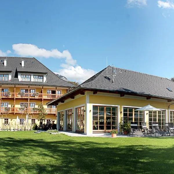 Hotel Hochsteg Gütl | Traunsee Salzkammergut, hotel in Nachdemsee