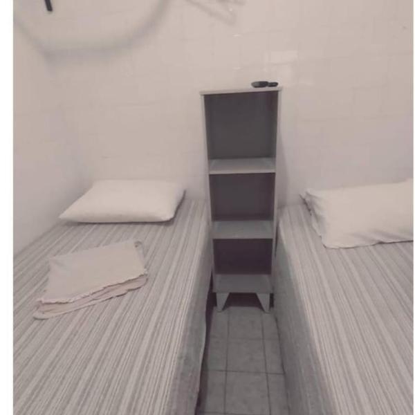 QUARTO C AR-CONDICIONADO em COPACABANA