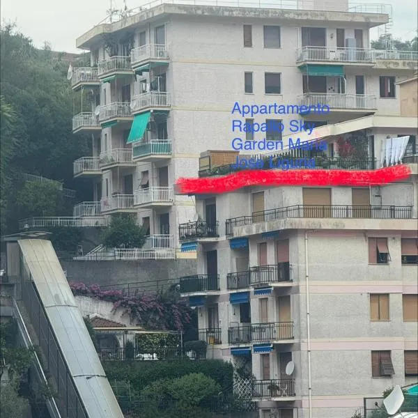 Appartamento Rapallo Sky Garden Maria Jose Liguria - Attico vista mare - Terraces - 2 bagni- 2 Camera da Letto - Box, Wi-fi, Idromassaggio Free inteiro Attico per Voi, con Ascensore, Hotel in Rapallo
