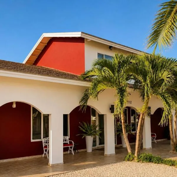 Ladybugs Apartments, hotel in Eagle Beach