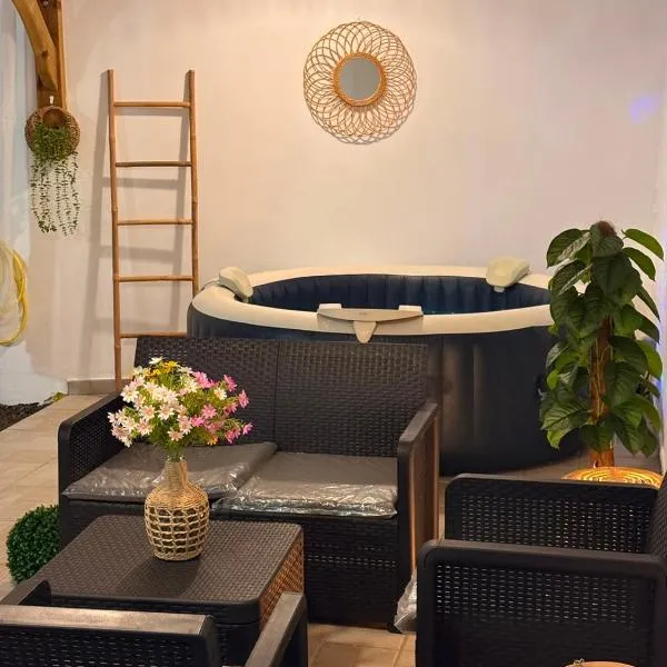les tiny houses d'akapa, Hotel in Sainte-Luce