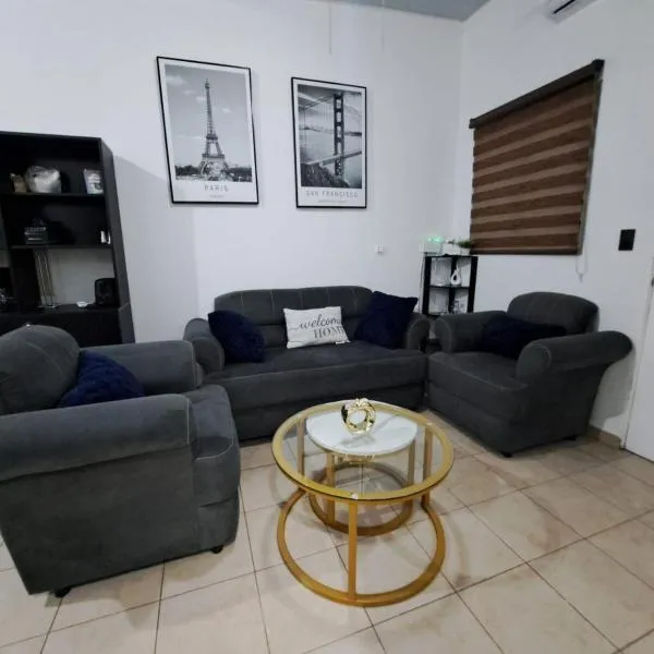 The terrazzo house, hotel sa Santa Ana