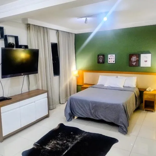 Hotel Quality Oscar Freire Grandflats Suíte Master luxo، فندق في ساو باولو