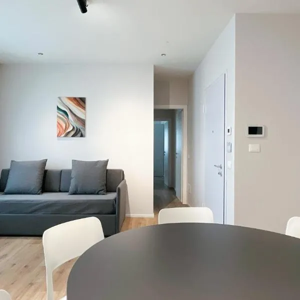 G Holiday, hotel sa Colico