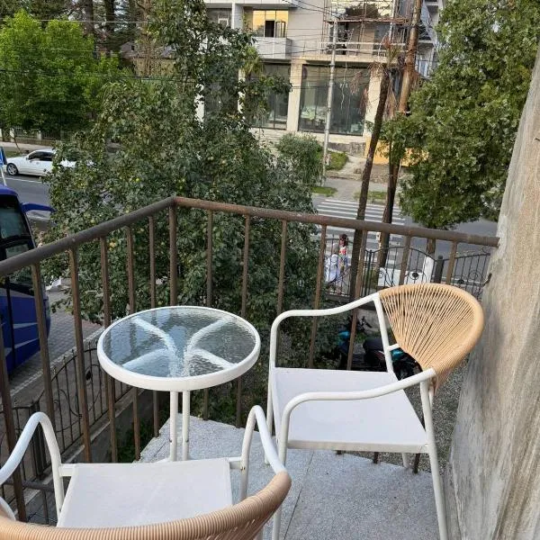 Green Home, hotel di Kobuleti