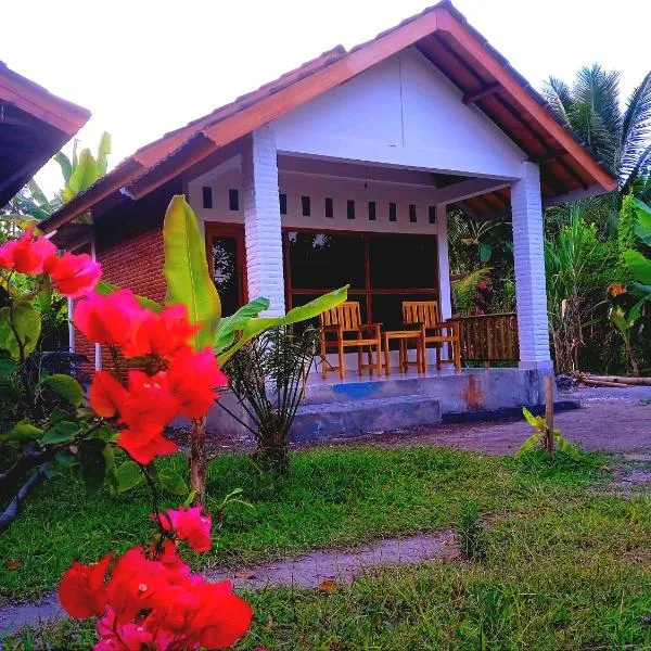 Ariel Bungalow Tetebatu، فندق في تيتيباتو