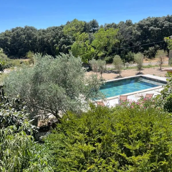 Mas Belvega, hotel in La Baume-de-Transit