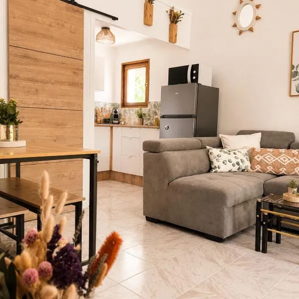 Cocon dans un hameau paisible près d'Aix-les-Bains, hotel in Grésy-sur-Aix