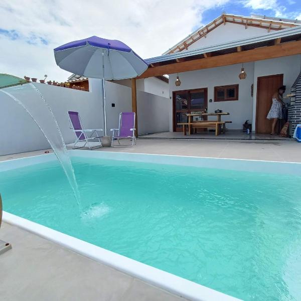 Casa privativa em Guaratiba a 300m do mar