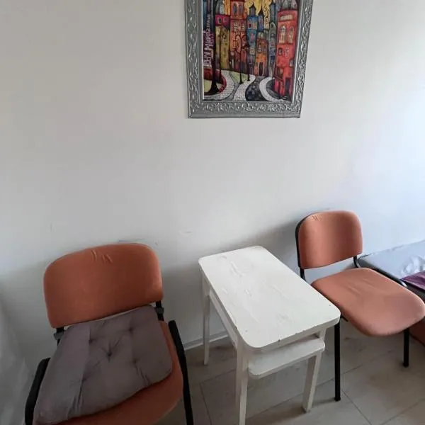 Single Room Old Town, hotel in Košice