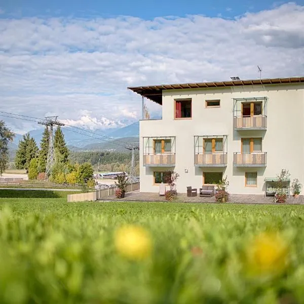 B&B Garni Schorneck, hotel v destinácii Brunico