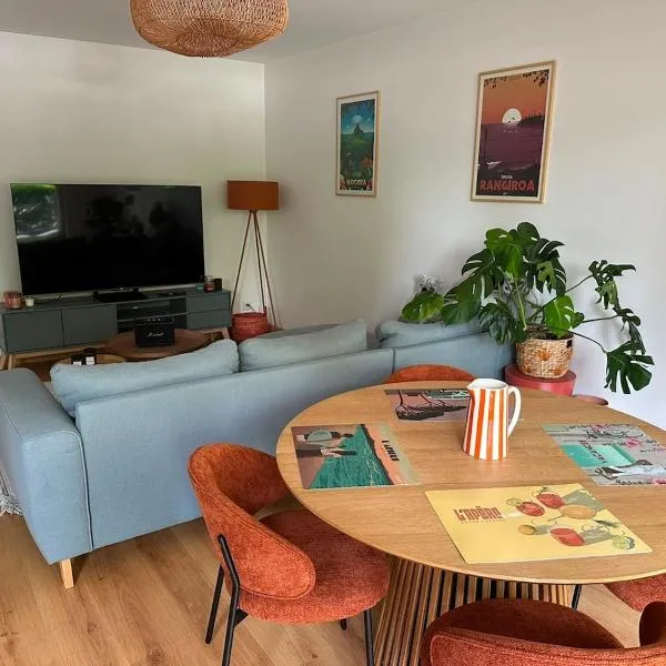 Bel appart 71m2 avec 2 terrasses Soleil à Vannes, hotell i Vannes