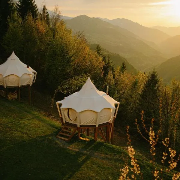 Glamping Tago, hôtel à Khulo