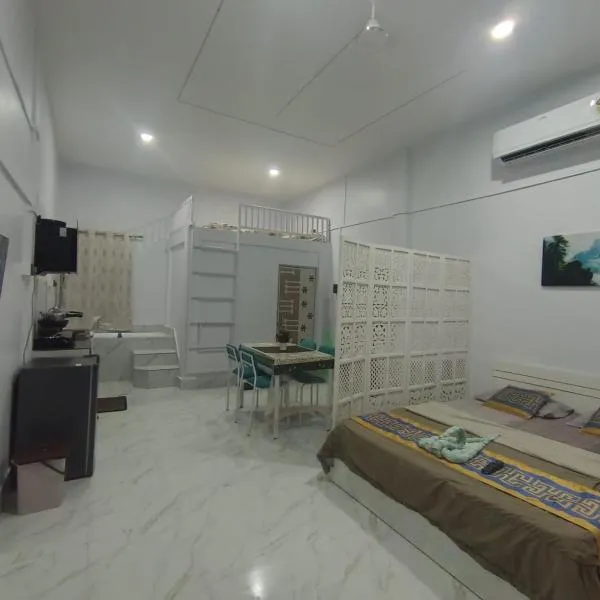 Lakhimpur Central Homestay, hotell Lakhimpuris