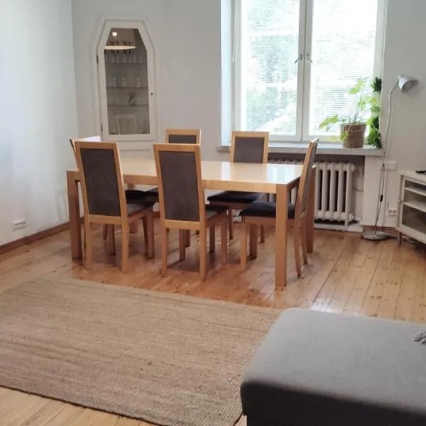 HHH Perfect location right in Helsinki center, walking distance to Kamppi and railway station, hotel en Helsinki