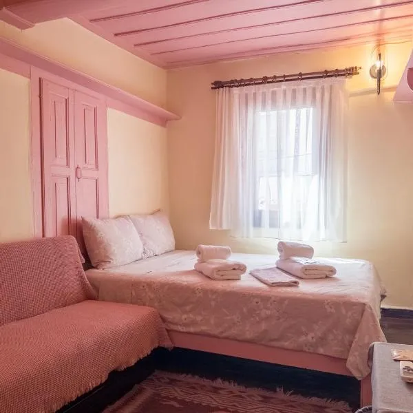 Tarihi Rum Konağı Antikhan, hotel in Ayvalık