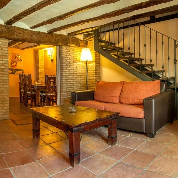 Apartamentos los Aljezares, hotel di Cella